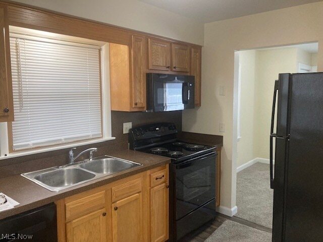 Building Photo - 310 N Mecca St