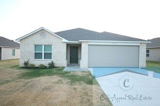 Building Photo - 4725 Copley Dr