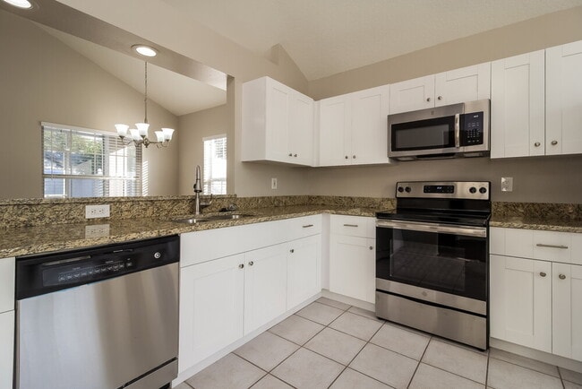 Building Photo - 2907 N Whisperbay Ct