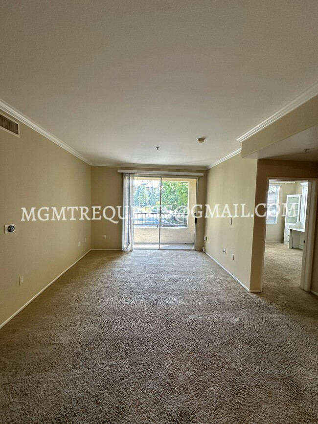 Foto del edificio - 3240 Watermarke Place, Unit 3240