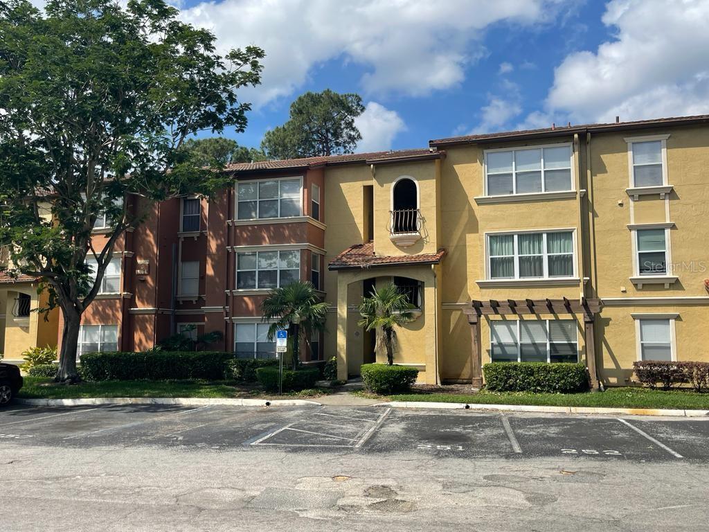 Foto principal - 5164 Conroy Rd