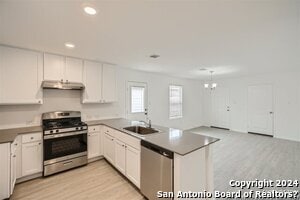 Building Photo - 13535 Barton Cv