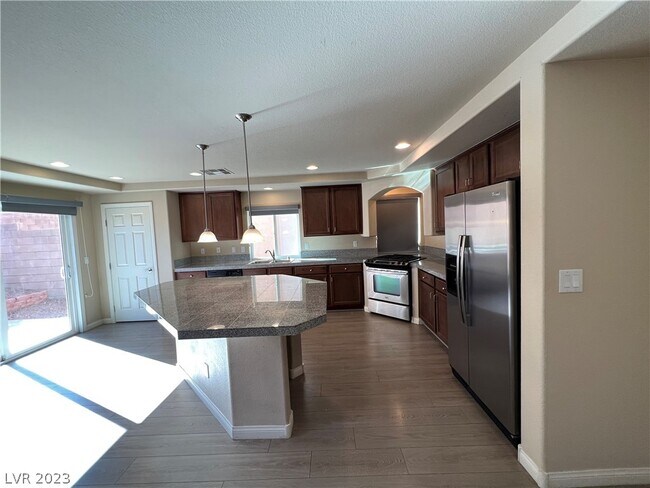 Building Photo - 6703 Bel Canto Ct