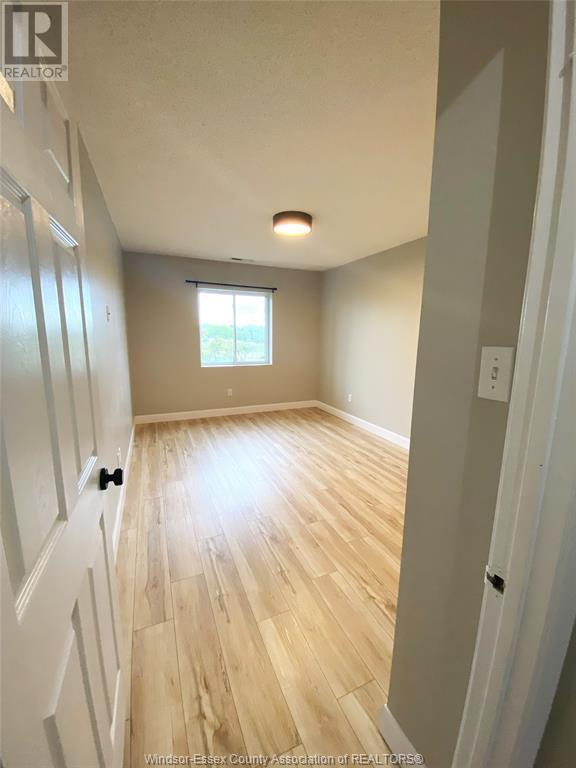 Building Photo - 3160 Wildwood Dr