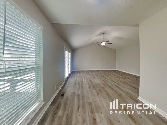 Foto del edificio - 1253 Jacksons Hill Rd