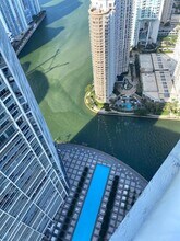 Building Photo - 495 Brickell Ave