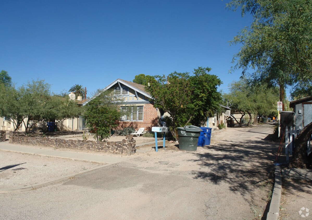 Foto principal - 724 N 2nd Ave
