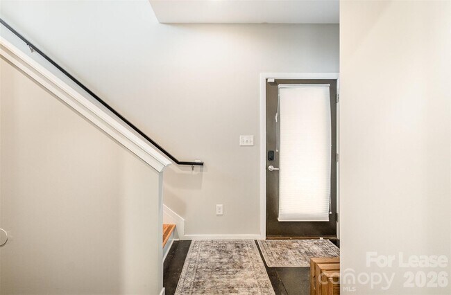 Foto del edificio - 925 Westbrook Dr