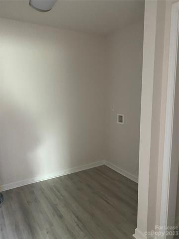 Foto del edificio - 117 S Cherry St