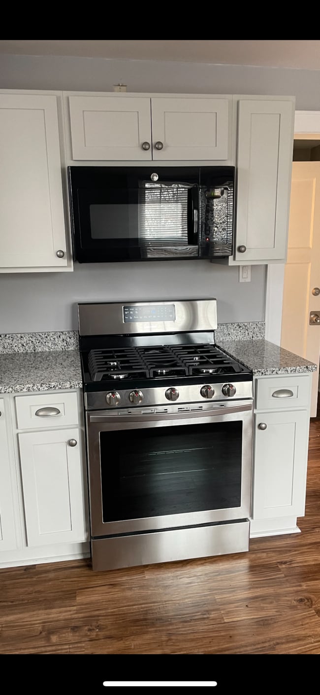 Foto del edificio - 2362 N 69th St