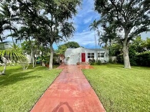 Building Photo - 1509 N 17th Ave