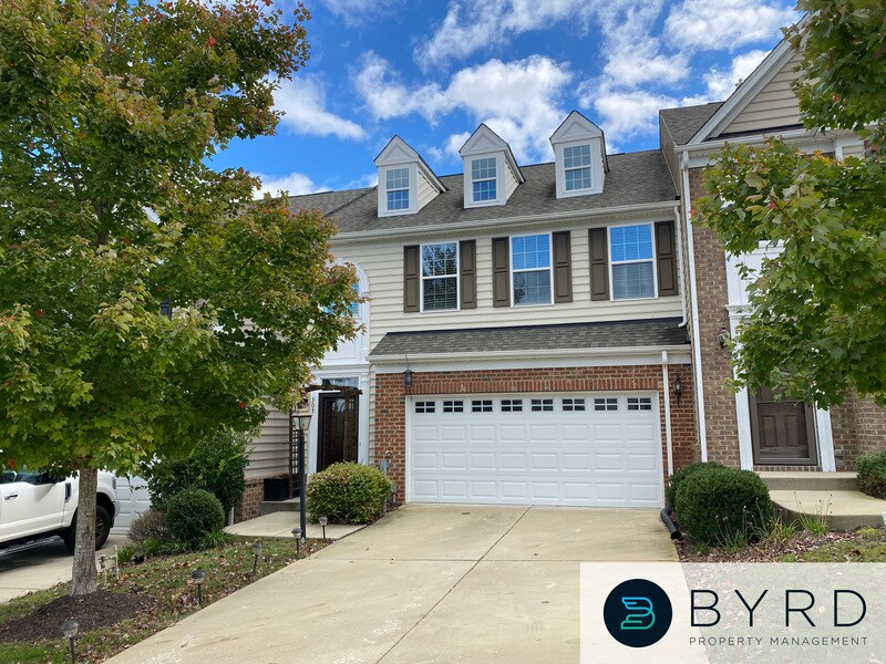 305 Creekwillow Dr, Midlothian, VA 23113 Townhome Rentals in