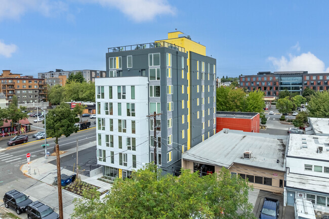 Foto del edificio - Chinook Ballard