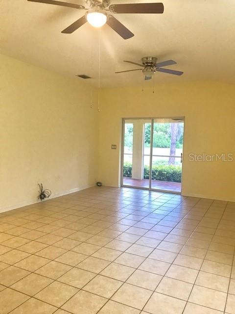 Building Photo - 5804 Autumn Shire Dr