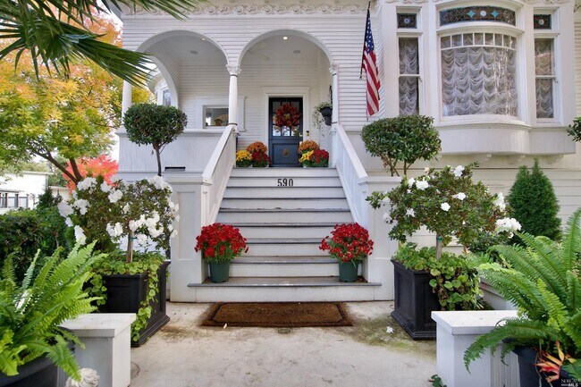 Foto del edificio - 590 Randolph St