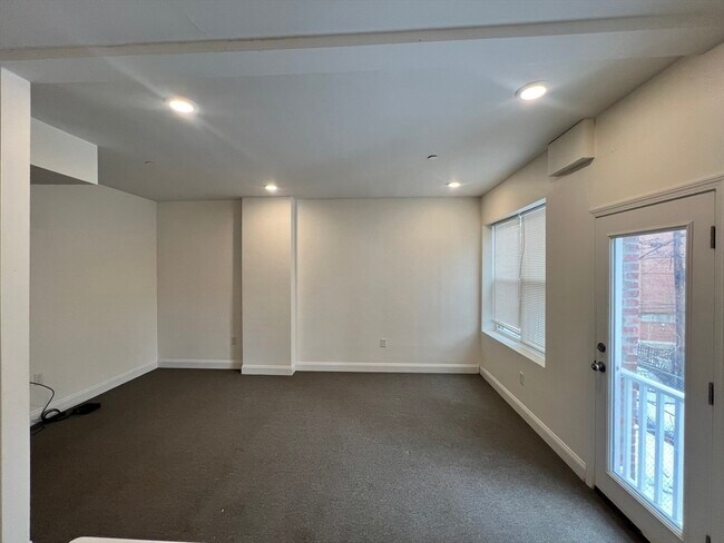 Foto del edificio - 123 Intervale St