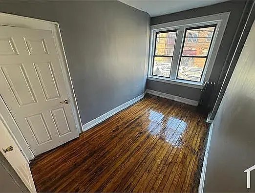 Building Photo - 329 Park Ave