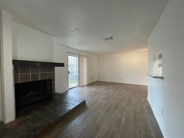 Building Photo - 3505 Tanglewilde St