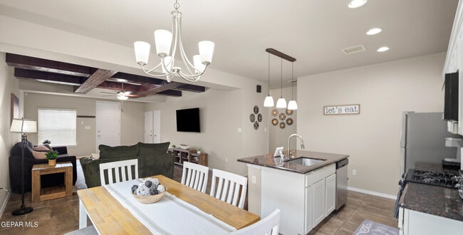 Building Photo - 14733 Harry Flournoy Ave