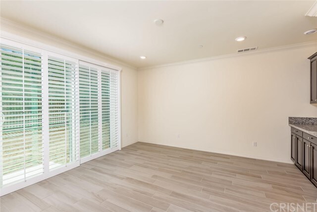 Building Photo - 44 Redwood Grove Ct