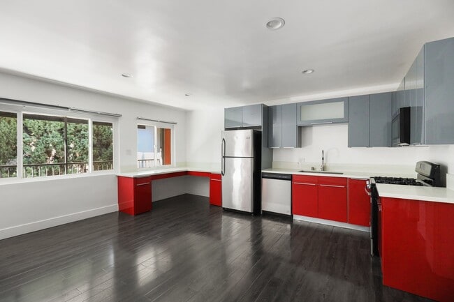 Photo - 1321 W 36th Pl Apartment