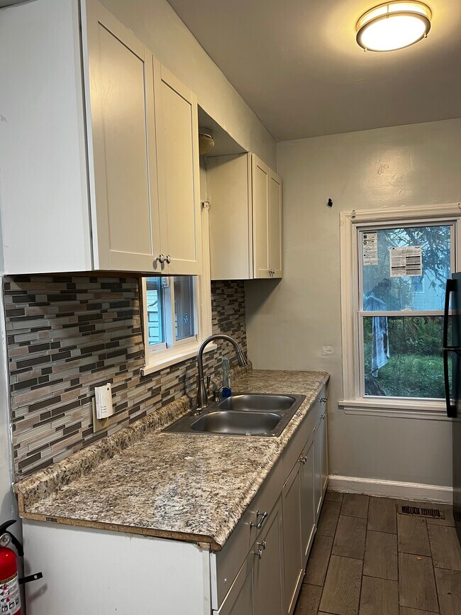 467 Wyoming Ave Unit 2, Buffalo, NY 14215 467 Wyoming Ave Buffalo, NY