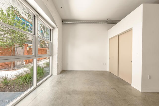 Foto del edificio - 527 Molino St
