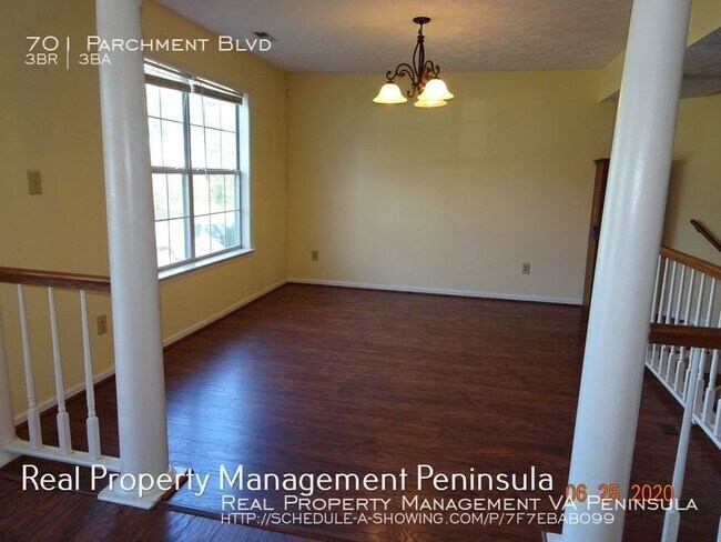 Building Photo - Single Home in Williamsburg Bluffs for Rent