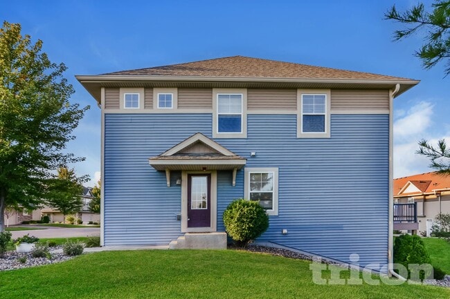 Building Photo - 9779 5th St Ln N