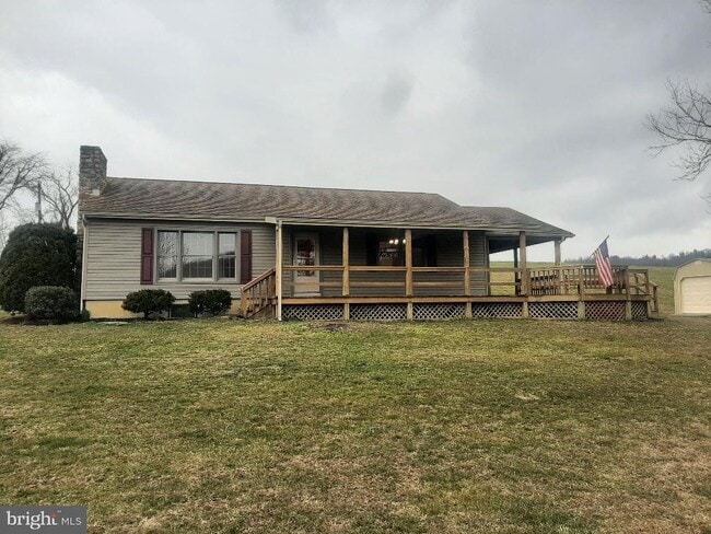 Building Photo - 619 Fisher Hill Rd
