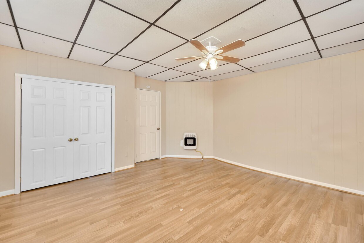 Foto principal - 423 Chestnut Ave