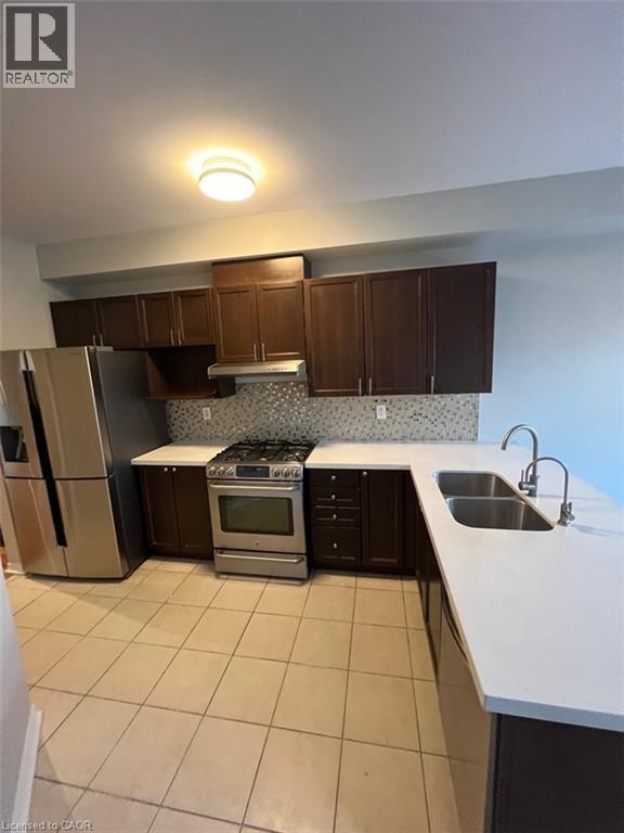 Photo du bâtiment - 3282 Sunlight St