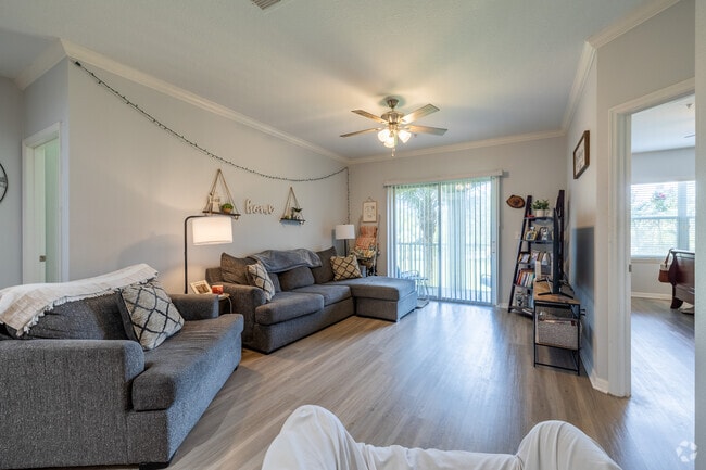 2BR, 2BA - 1200SF - Living Room - Summerhill at Meadowcrest