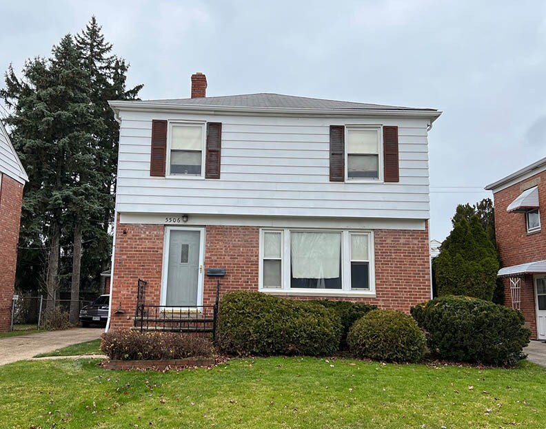 5506 Hollywood Ave, Maple Heights, OH 44137 House Rental in Maple