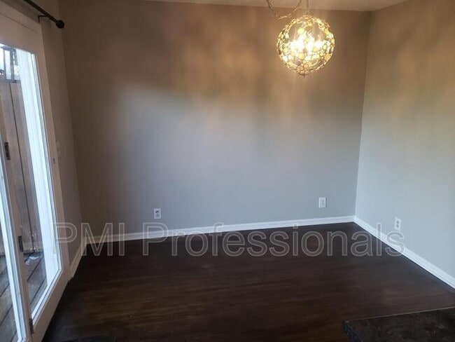 Building Photo - 339 Huntington Ridge Dr