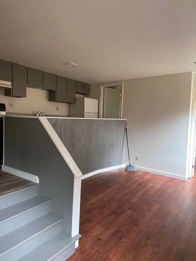 Building Photo - 12 Loaldo Dr