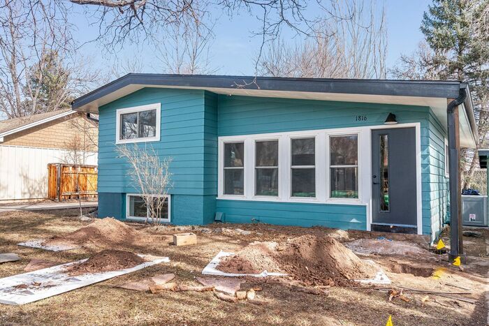 Primary Photo - Beautiful 2 Bed 1 Bath House by CSU Campus!