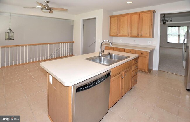 Building Photo - 5077 Sapphire Sky Ln