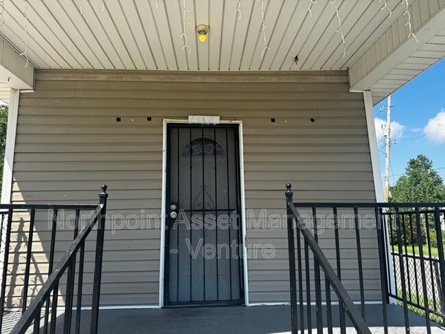 Building Photo - 1342 Andry St