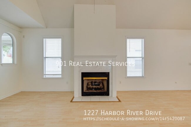 Building Photo - 1227 Harbor River Dr