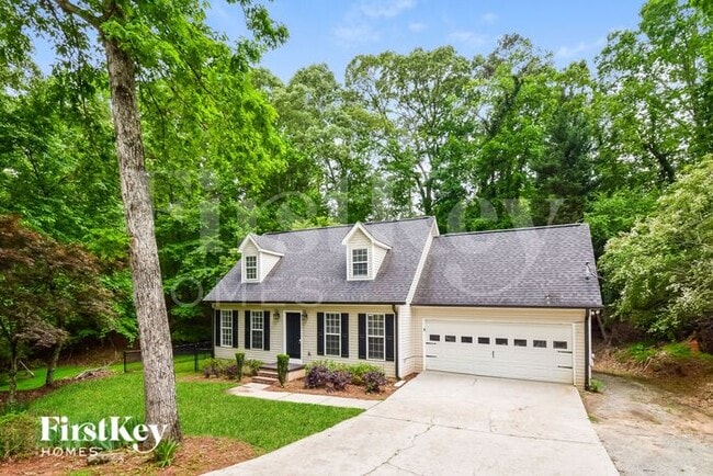 Building Photo - 3710 Newport Dr