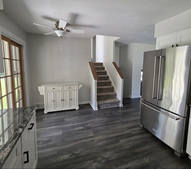 Foto del edificio - 16940 Howe Rd