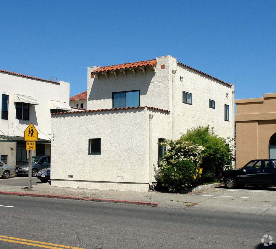 Building Photo - Bldg 2
