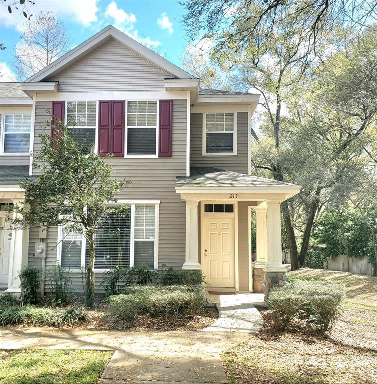 213 Golden Pond Ct, Valrico, FL 33594 Townhome Rentals in Valrico FL