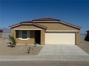 Building Photo - 2423 Vista del Oro