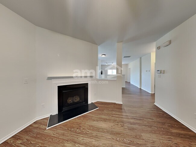 Foto del edificio - 12313 Downy Birch Rd