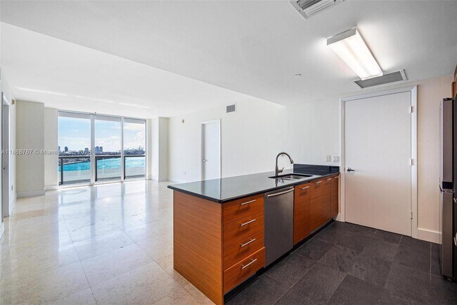 Building Photo - 50 Biscayne Blvd