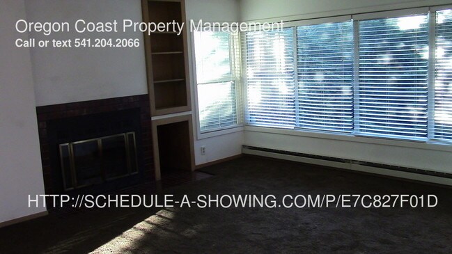 Foto del edificio - 5801 NE Voyage Ave