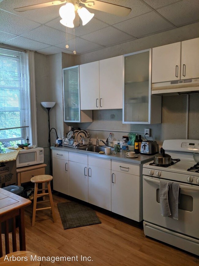 Building Photo - 218 Joliet Way