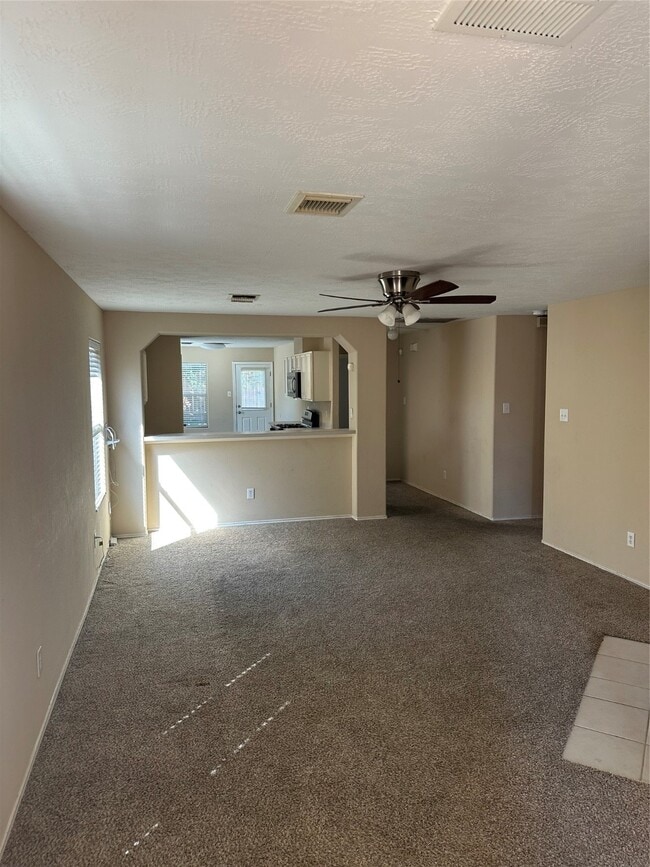 Foto del edificio - 16939 Suffolk Bridge Ln